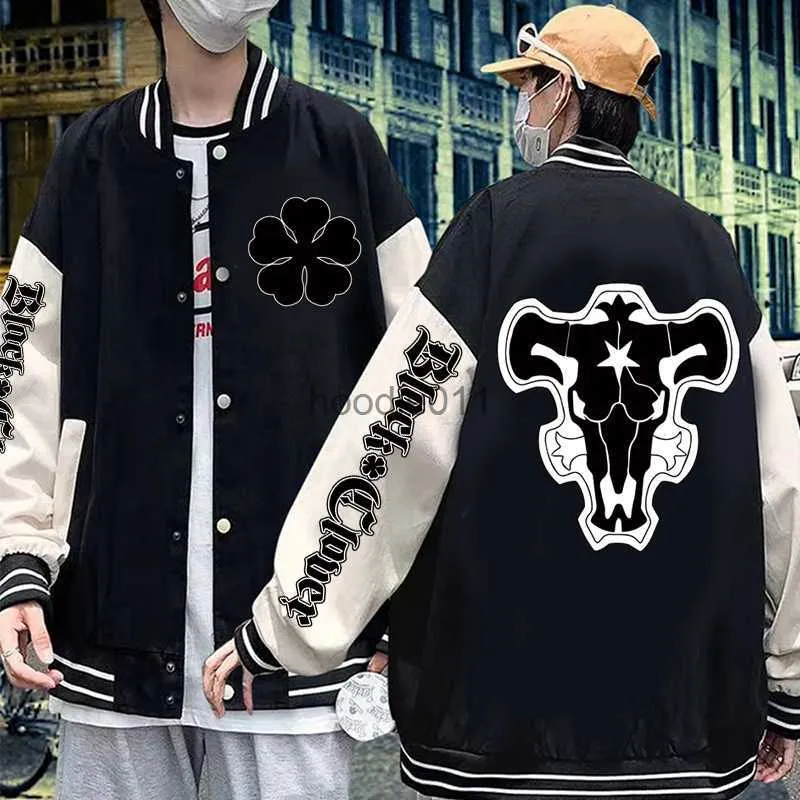 Herrjackor anime svart clover hoodie jacka baseball uniform hip hop hooded sweatshirt casual gata stil kappa män kvinnor l230925