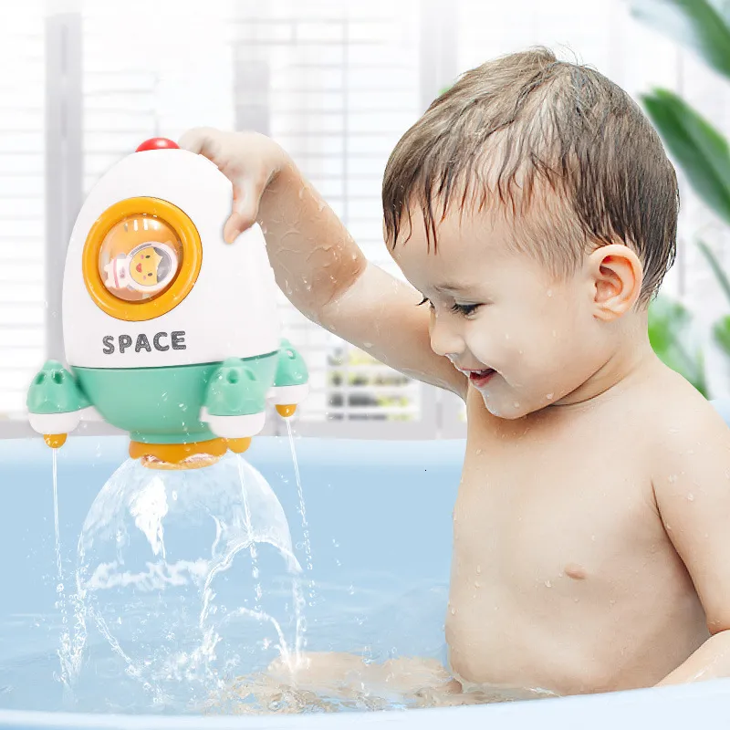 Badespielzeug Hochwertiges Kunststoff-Badespielzeug für Kleinkinder, Babys, Kinder, Raketenform, rotierendes Wasserspray, Badewanne, Zeit, Dusche, Wasser, interaktives Spielzeug 230923