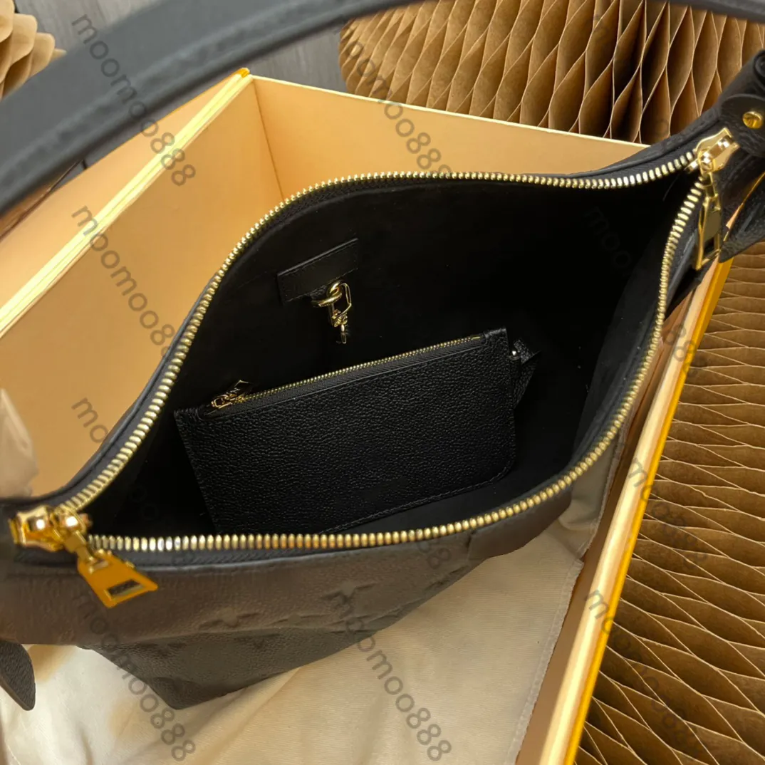Designer 27cm Sac Sport Bag With Embossed Pattern And Small Designer 27cm Sac Sport Bag With Embossed Pattern And Small