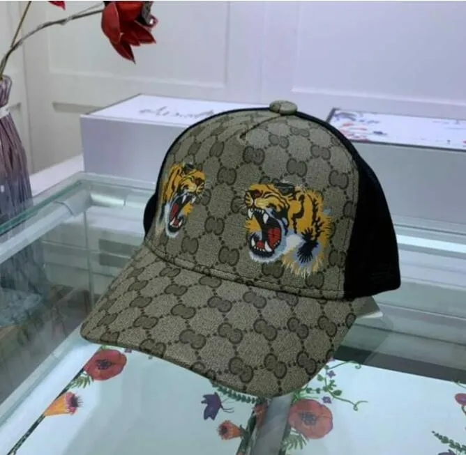 Luxurys Desingers Letter Baseball Cap Woman Caps Manemmpty Embodery Sun Hats Fashion Leisure Design Flowers Hat 자수 씻은 꽤 좋은 Nice