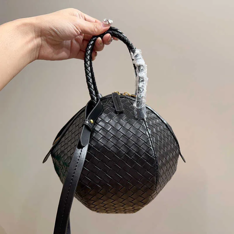Knitting Ball Bag designer bag tote handle handbags women woven shoulder bags B Luxury Brand Leather V Totes Crossbody Purse 230925