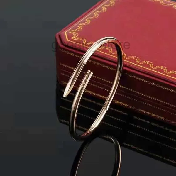 Projektant bransoletki stalowa klasyczna moda męska i damska 18 -karatowa złota biżuteria walentynkowa Rose8gql