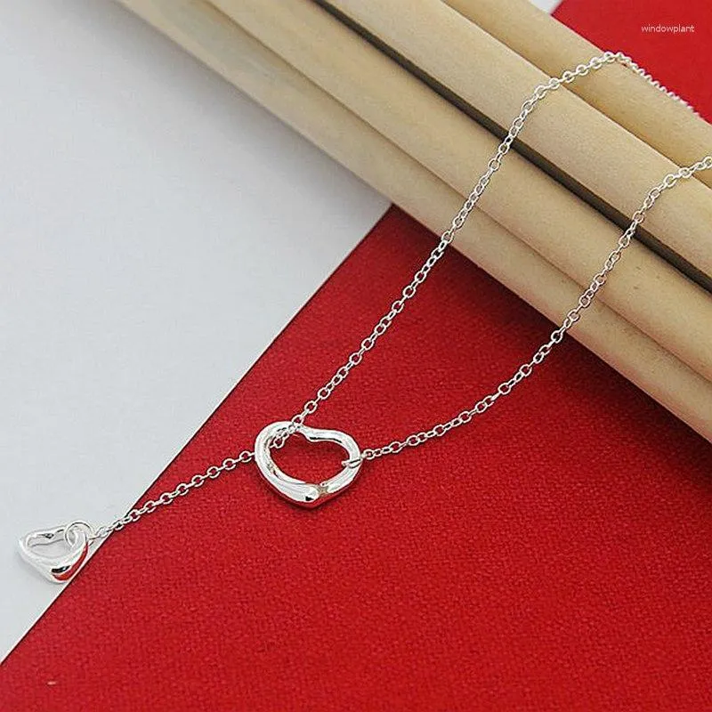 Chaînes 2023 Bijoux de haute qualité 925 Sterling Silver Petit coeur Chaîne Colliers pour femmes Femme Cadeaux de la Saint-Valentin