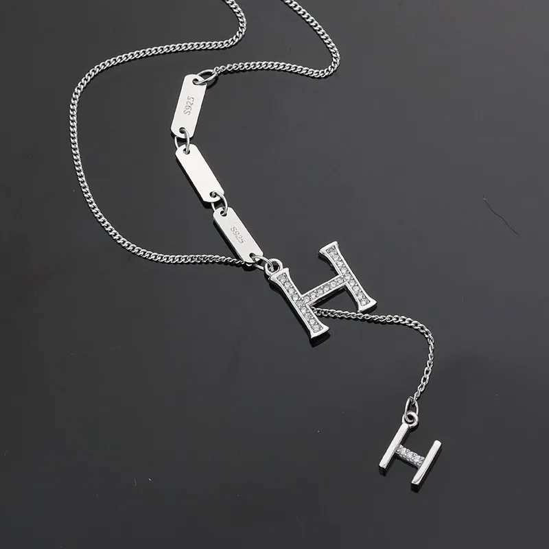 Original designer Jewelry set pendant letter necklace bracelet engrave chain Fashion summer Girls women Jewelry Silver clavicle chain