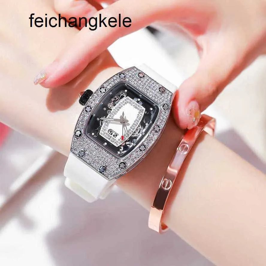 Diamond Accent Women's Fashion Watch Celebrity Style Inspired, Big Dial,  Trendy Design, Affordable Luxury, Great Gift Idea