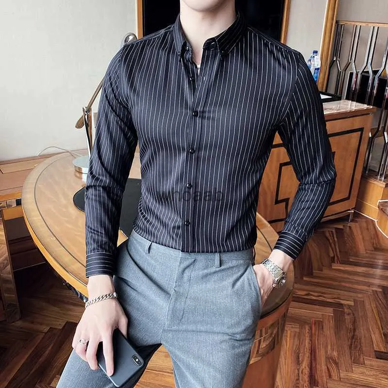 Herrklänningskjortor Nya koreanska Slim Fit Business Formal Wear Randiga män Klänning Skjortor Långärmad Simple Gentlemen Office Bluses Top Quality S-3XL YQ230926
