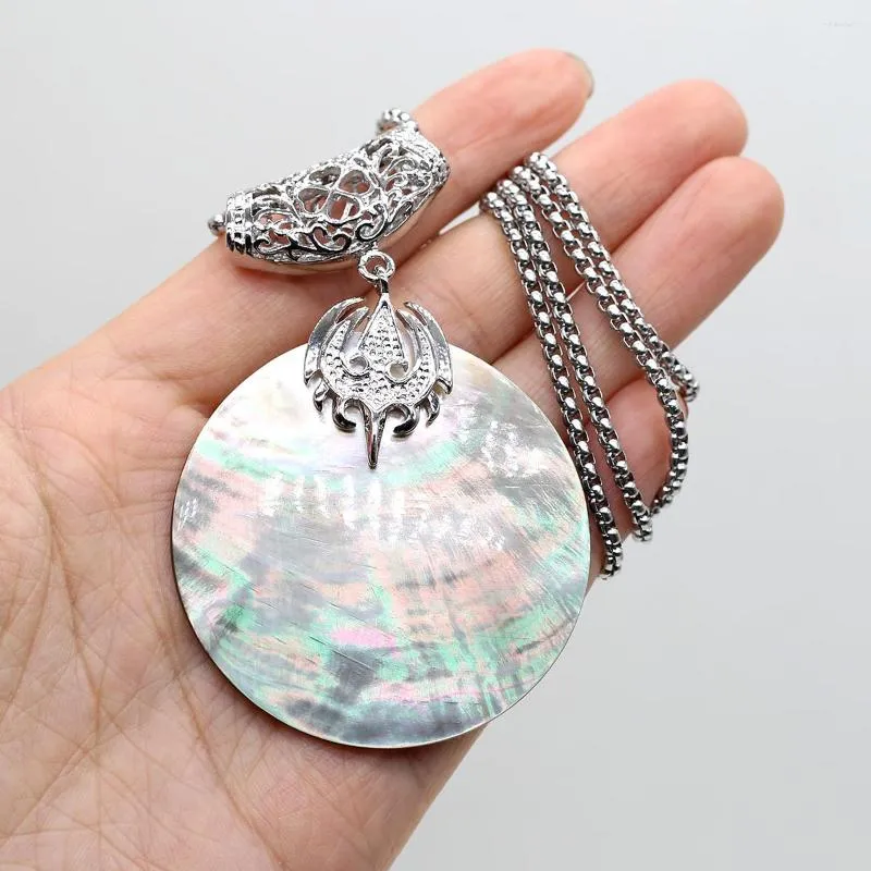 Anhänger Halsketten Natürliche Süßwasser Shell Halskette Runde Schwarz Schmetterling Für Frauen 60 cm Edelstahl Charms