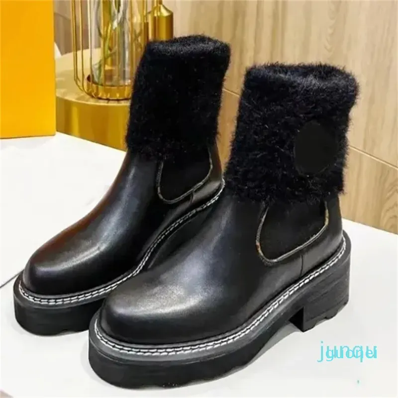 Bottes de créateur en cuir peluche avec style simple et élégant, classique 2024