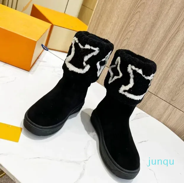 designer Luxury martin boots classic sexy fashion solid color wool leather letters Casual Boots platform non-slip chunky heel ankle round toe low boot