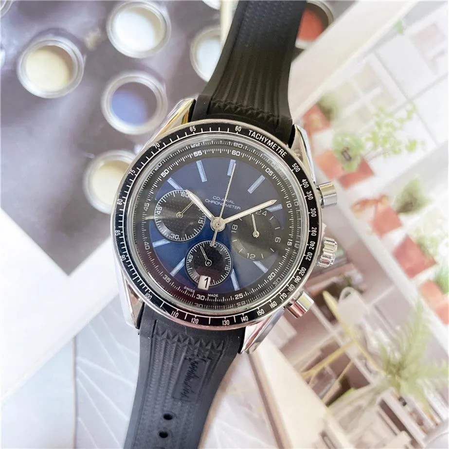 Armbandsur för män 2022 Nya herrklockor Alla Dial Work Quartz Watch High Quality Top Luxury Brand Chronograph Clock Rubber Belt 171b