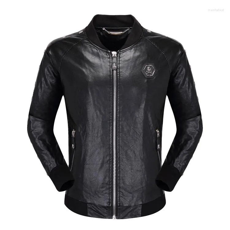 Piel de los hombres estilo europeo negro marca cráneos hombres pu chaqueta de lujo abrigos abrigos de cuero delgado para