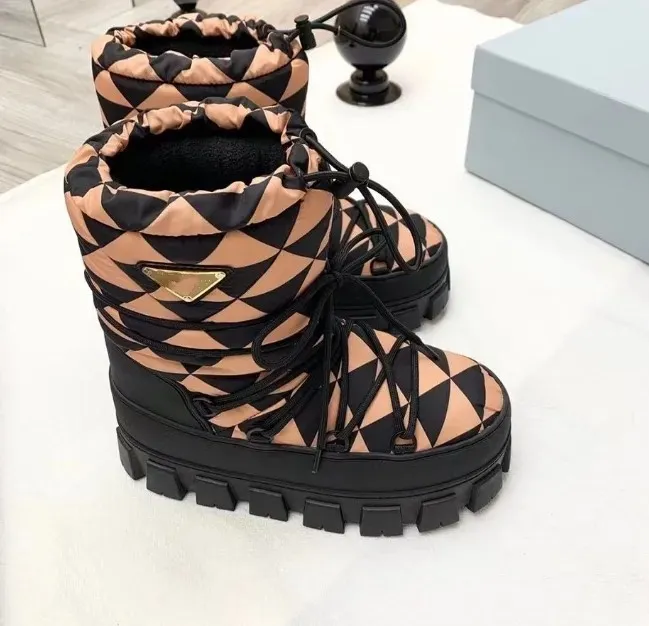 2023 Boot Womens Luxury Designer Fashion Lace Up Shoes Factory Footwear