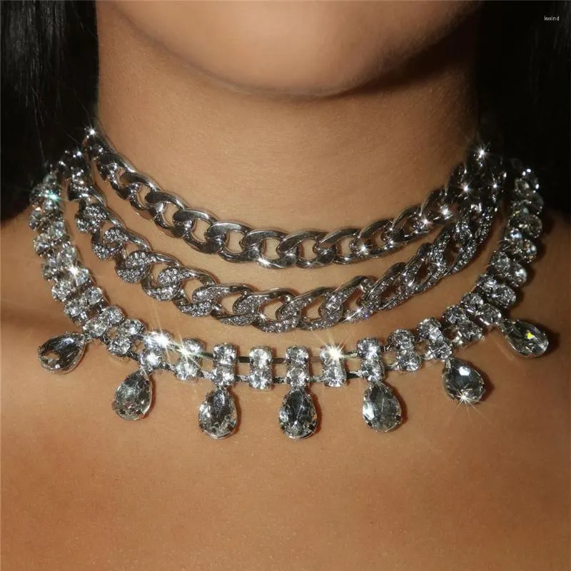 Gargantilla de moda versátil en forma de gota collar de diamantes de imitación personalidad actual de marea accesorios de cadena de clavícula multicapa al por mayor