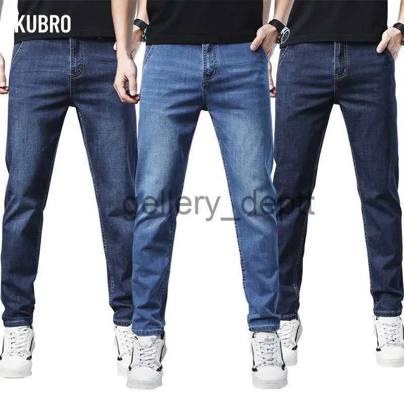 Men's Jeans KUBRO Men's Jeans Classic Straight Denim Trousers Light Wash Casual Plus Comfort Back Pocket Large Stickers Size 42 44 46 48 50 J230926