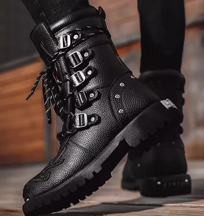 Bottes de moto tendance Designer Men Rock Punk Hight Top Lace-Up Martin Boots Male Party Moccasins Sapato Social Masculino Chaussures 95316 59835 22270 84428