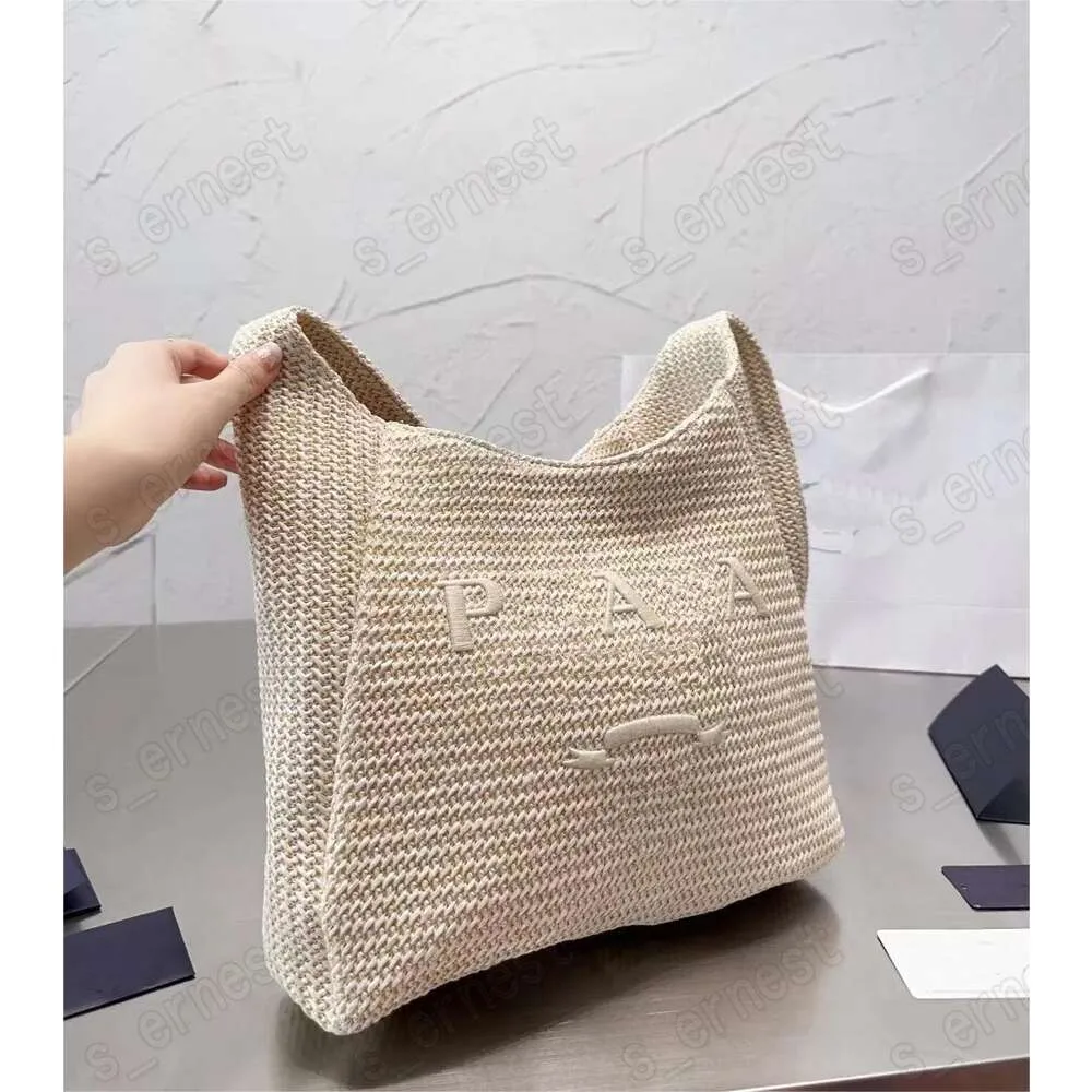 fashion Woman Straw Bags bucket bag Nylon shoulder bags Hobos Chain Handbags Designer Crossbody Lady Small Totes