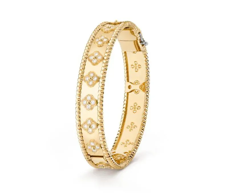 Perlees Vierbladige bedelarmbanden Signature Van Clover Star Caleidoscoop Brede band diamanten gouden armband voor dames meisjes Valentijnsdag sieraden