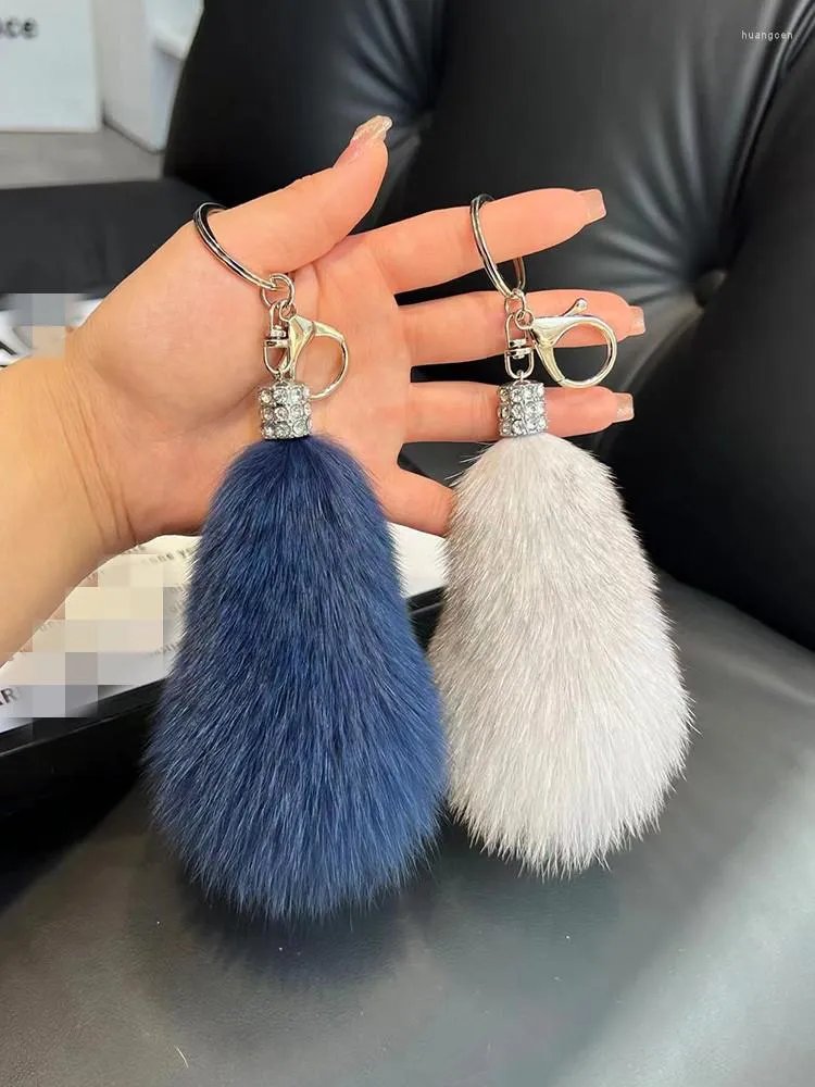 Keychains Luxury Fluffy Real Fur Tail Keychain Genuine Metal Ring Pendant Bag Charm For Women