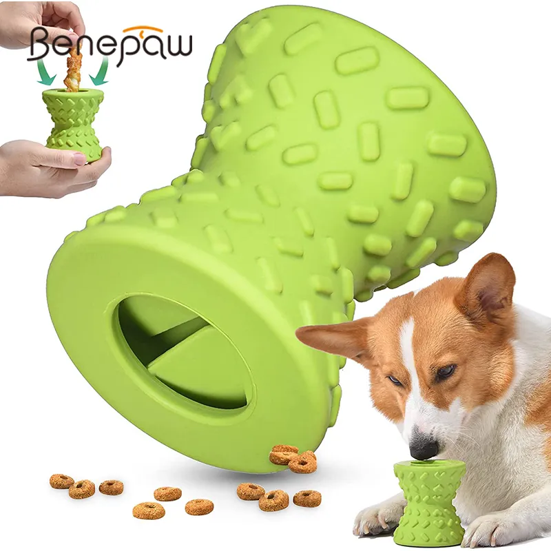 Dog Toys Tuggar Benepaw Mat dispenserar för aggressiva tugga Nontxic Natural Rubber Treat Läcking Pet Puppy Bone Play Game 230925