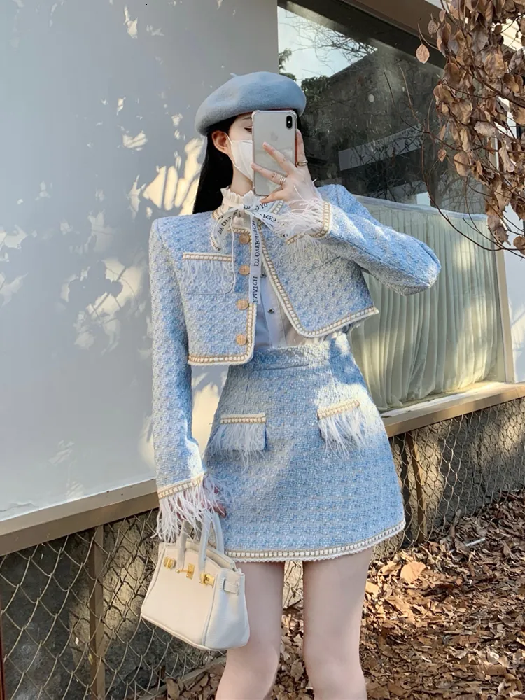 Women's Tweed 2-Piece Dress Set: Stylish Autumn Long Sleeve Jacket and Crop Top Mini Skirt Women's Tweed 2-Piece Dress Set: Stylish Autumn Long Sleeve Jacket and Crop Top Mini Skirt