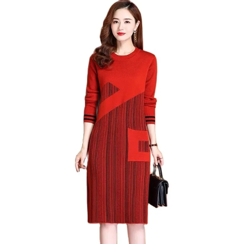 Autumn Winter Red Sticke Jumper klänningar Kvinnor Designer Långärmad semester Party Elegant Midi Frocks 2023 Office Lady O-hals Slim Contrast Color Sweater Dresses