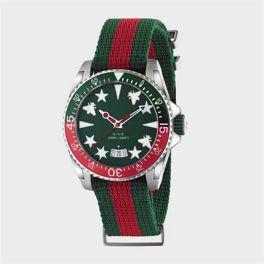 Najnowsza luksusowa zegarek na rękę męską naznaczoną zegarkiem inspirowanym paskiem z poliestrem inspirowanym nurkiem i Zielonym Kwarcowym Watchami251s