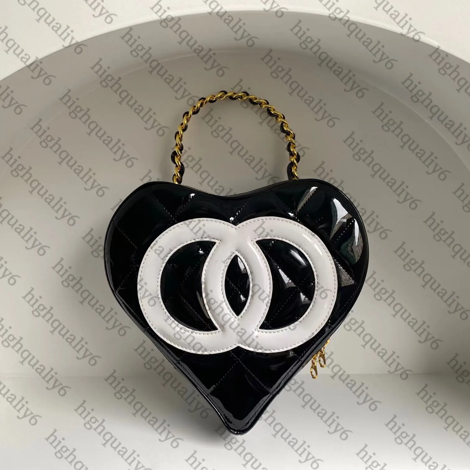 CC10A Mirror Quality Heart shaped Handbag Cowhide Designer Women's Wallet Exquisite Packaging Free Shipping