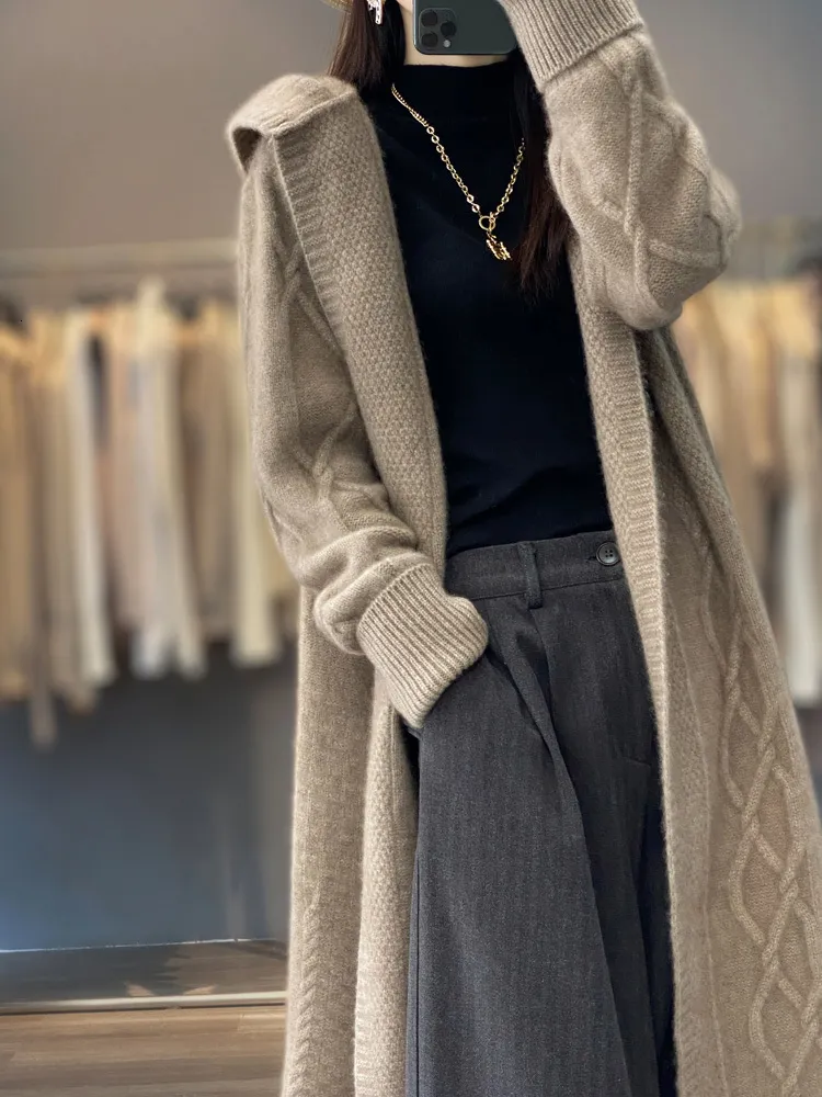 Women's Knits Tees Long Cashmere Cardigan FallWinter 100 Pure Wool Sweater Casual Solid Color Knitwear Hooded Collar Thick Jacket Pull Blouse 230925