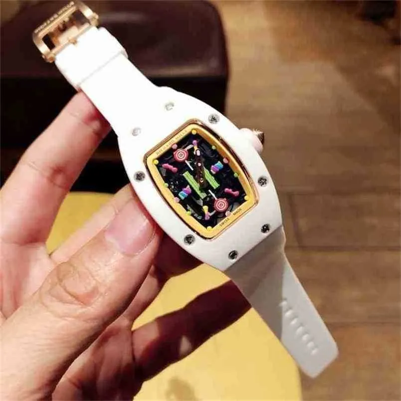 BBRファクトリーリチャスミーユラグジュアリー最高品質の腕時計メカニカルウォッチウォッチウォッチングデザイナービジネスレジャーRM0701自動セラミックホワイトテープWOME