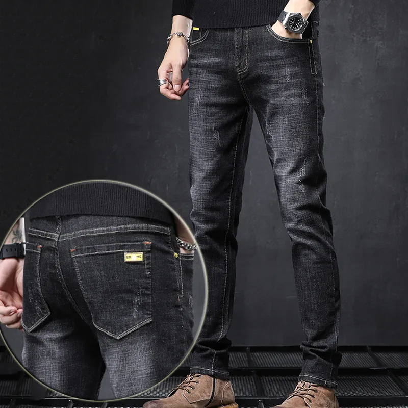 Jeans da uomo alla moda nero grigio denim casual marca slim fit pantaloni piccoli piedi edizione coreana per uomo 230926