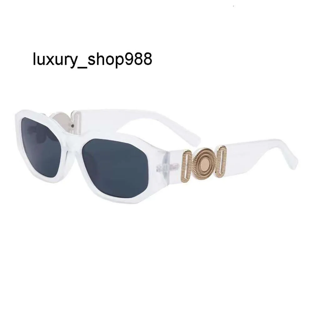 Lunettes de soleil Lunettes de soleil Rétro Petit Cadre Moderne Catwalk Dames Hommes Femmes Marque Designers Sports De Plein Air Lunettes De Pêche Miroir De Conduite UV400Sunglasses