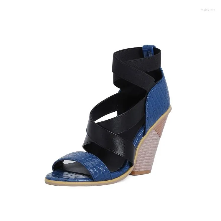 Kleidschuhe, große Größe, Übergröße, große Sandalen für Damen und Damen, modischer Ultra-High-Heel, bequemer Retro-Stil