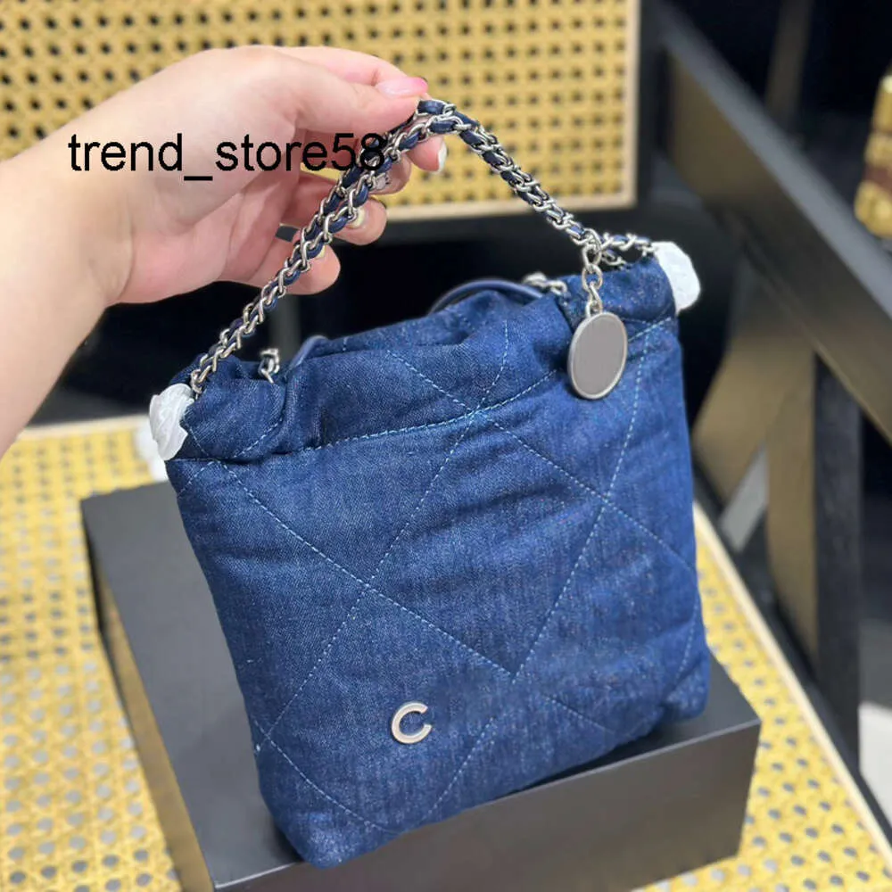 Einkaufstaschen Designer Luxus -Taschen Frauen Umhängetasche große Kapazität Handtaschen Modekette Geldbörse Denim Bin Bag Good Match Nizza vpyl