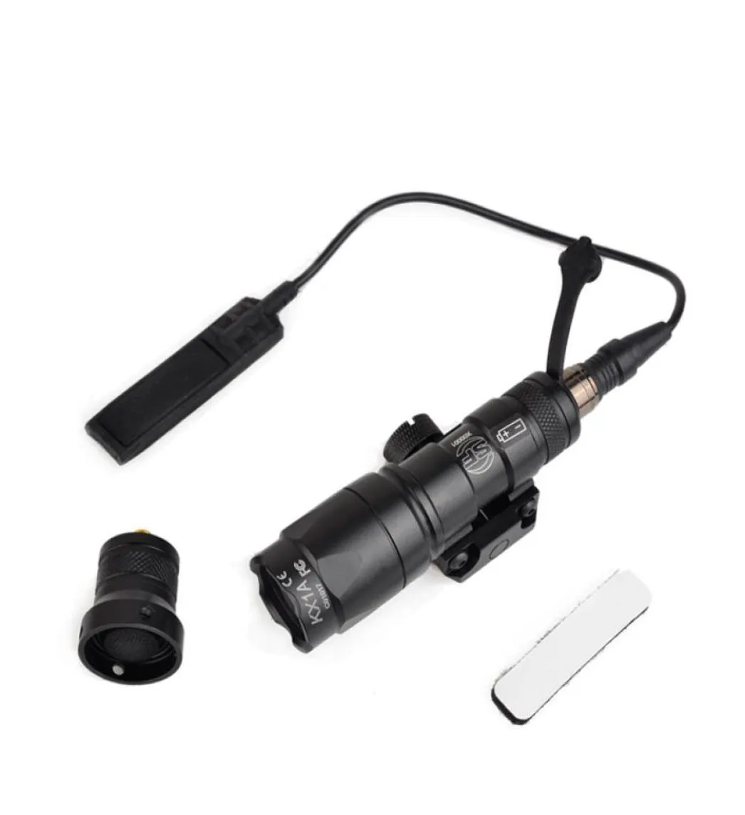 Airsoft Tactical SF M300 Mini Scout Light 250Lumen Tactical ficklampa med fjärrbrytare svansmontering för 20mm vävtåg6797957