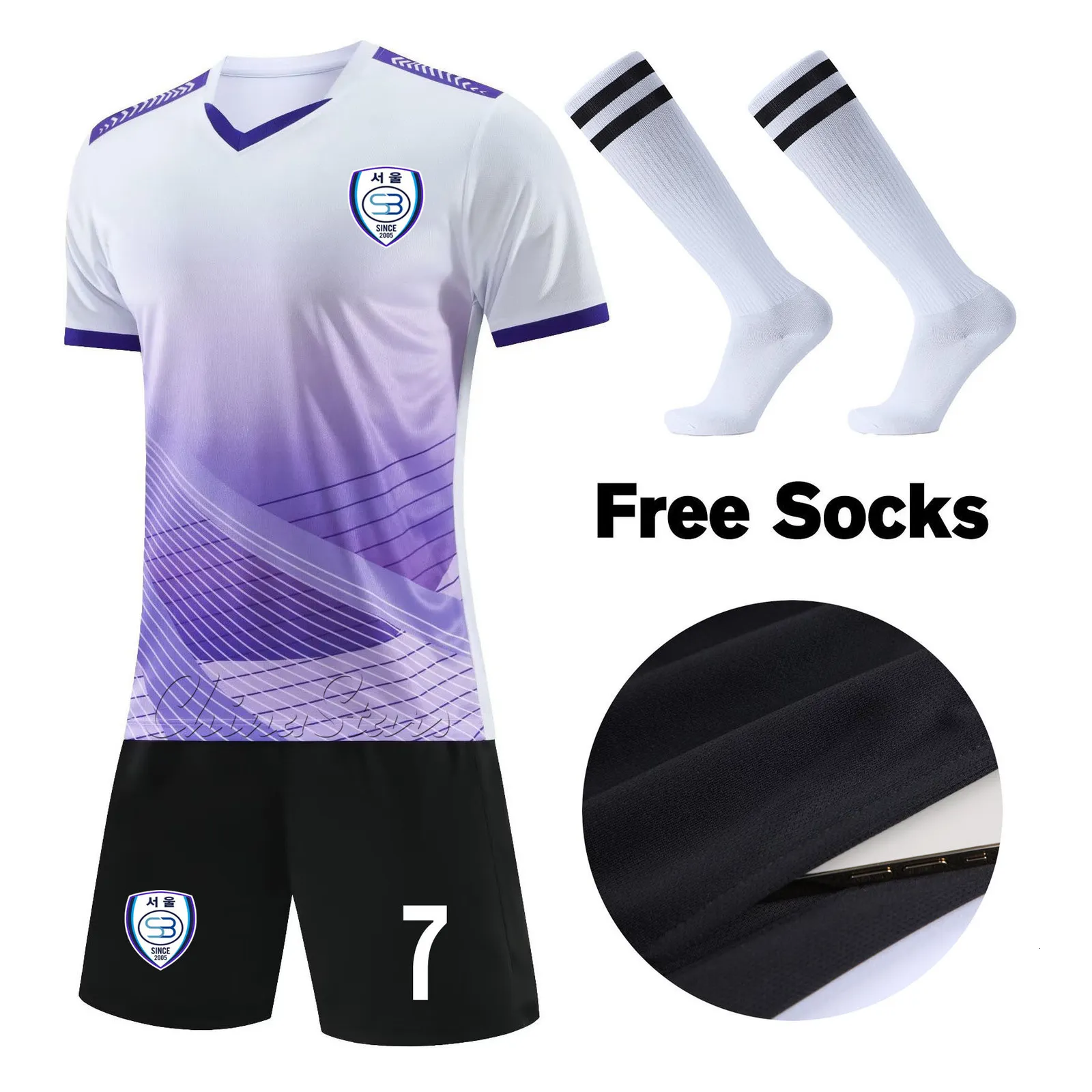 Utomhus Tshirts Vuxen Fotbollströjor Shorts med fickor Socks Childrens Soccer Clothes Maillot de Football Men Training Kits kläder 230926