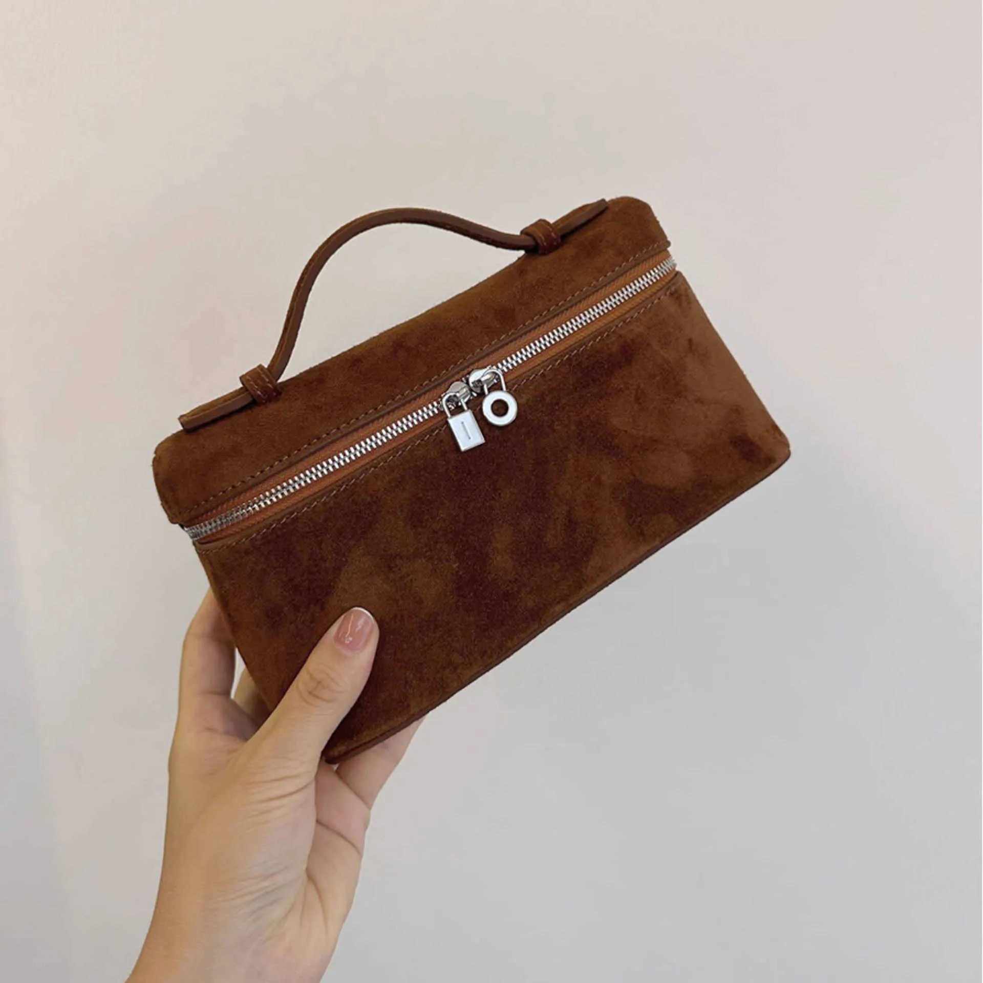 Designer Evening Bag Cosmetic Bags Autumn and Winter Lp Suede Lunch Box Bag Women's Versatile Genuine Leather Handheld Box Bag Premium One Shoulder Crossbody Bag