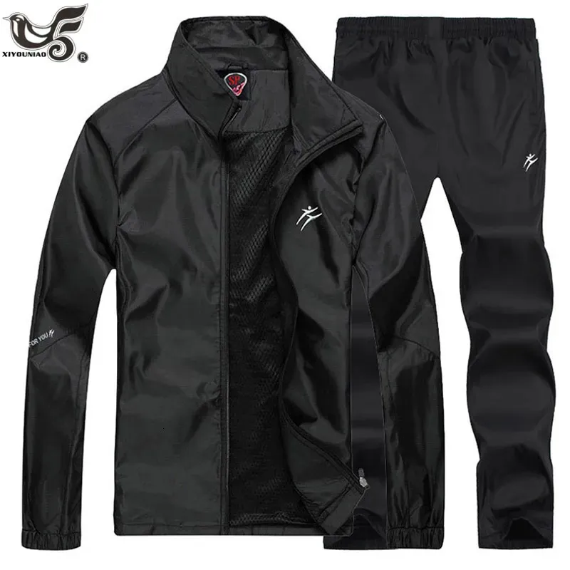 Herrjackor Mäns sportkläder sätter avslappnade gymnastiksjoggare Running Tracksuit Male Autumn Varsity Jacketpants Sports Suit varumärkeskläder 230927