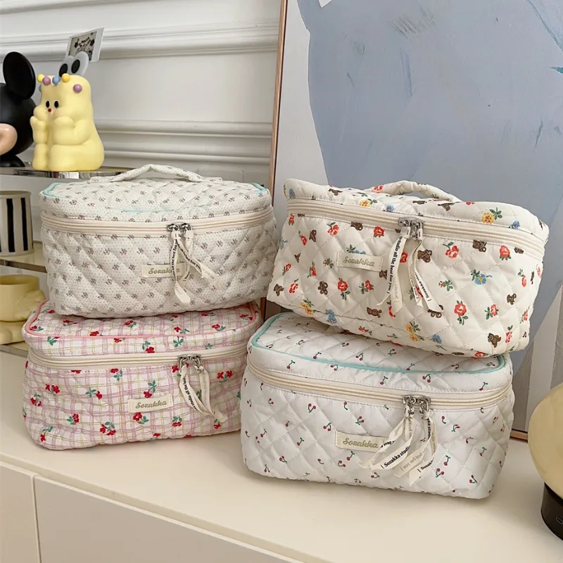 Sac à cosmétiques à fleurs mignon pour femmes, grande capacité, trousse de maquillage pour dames, sacs de rangement de toilette de voyage, pochette féminine, sacs à main