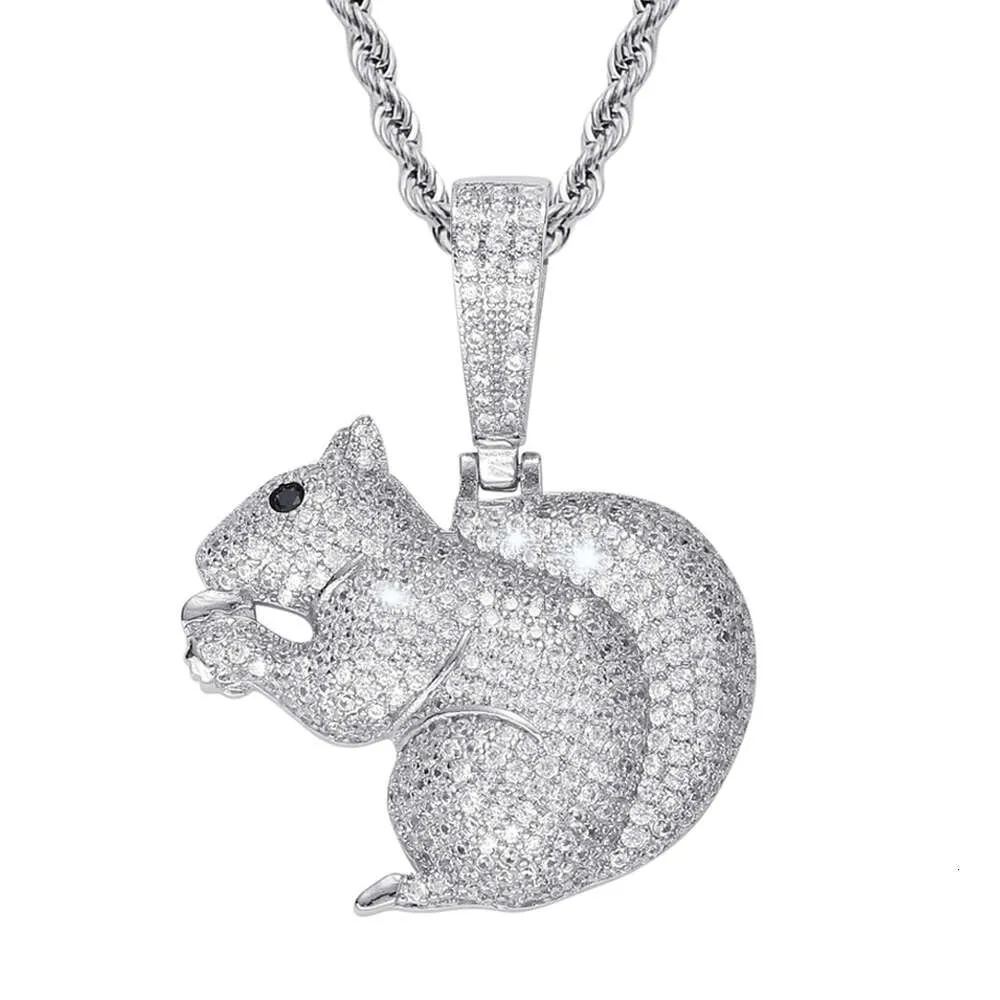 Hip micro incrusté de zircon mignon petit écureuil pendentif petit animal personnalité tendance bijoux hip hop accessoires pour hommes et femmes