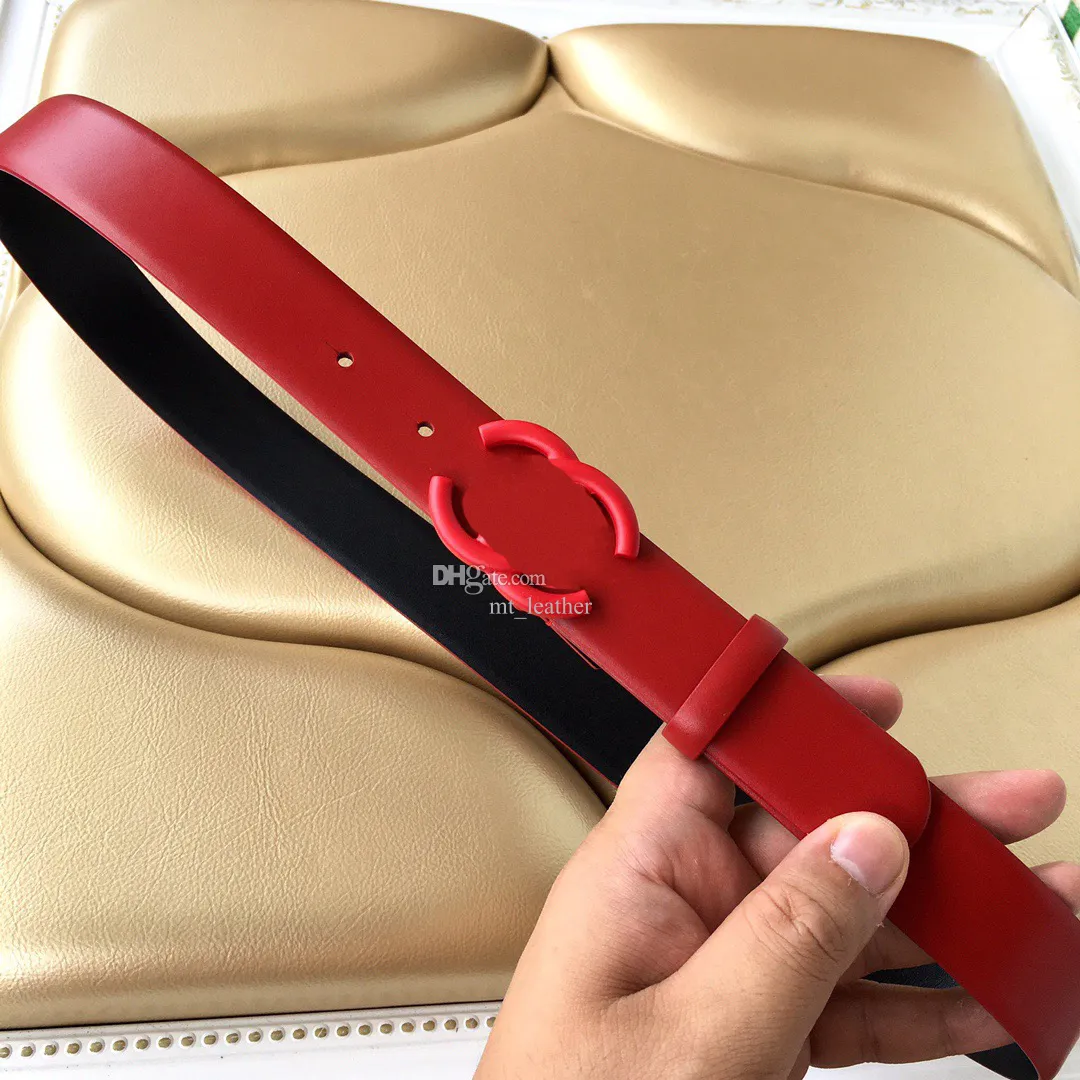 Cinturón de dama con letras dobles, hebilla de moda, cinturones de diseñador para mujer, cuero genuino, negro, rojo, blanco, color opcional, ancho 3,0 cm, cinturones de mujer versátiles fáciles