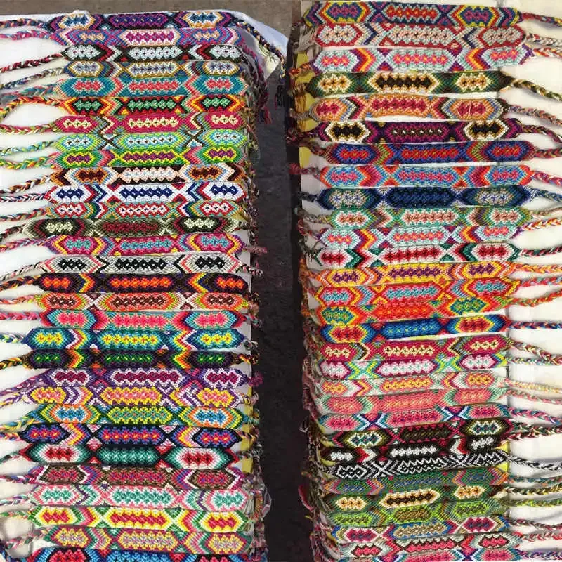 Bangle 50pcs/partie wielokolorowe vintage bohemian bawełniane bawełniane mankietowe mankiety