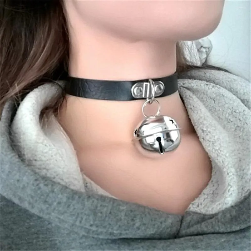 Collier ras du cou Punk pour femmes, pendentif en cuir réglable, cloche, chaîne claviculaire