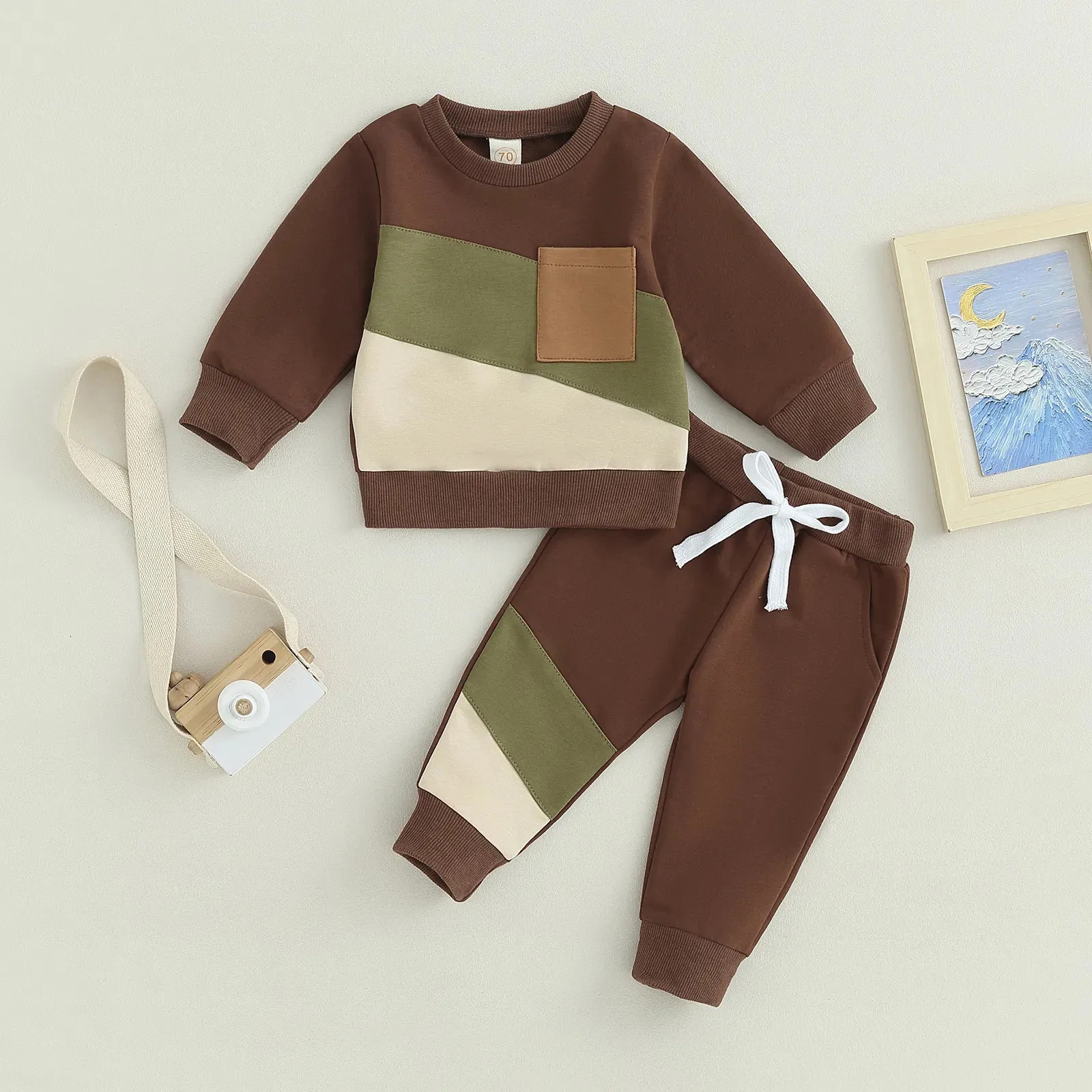 Ensembles de vêtements Casual bébé garçon tenues automne vêtements ensemble pour enfant couleur contrastée sweat à manches longues pantalon élastique enfant en bas âge automne survêtement 230927