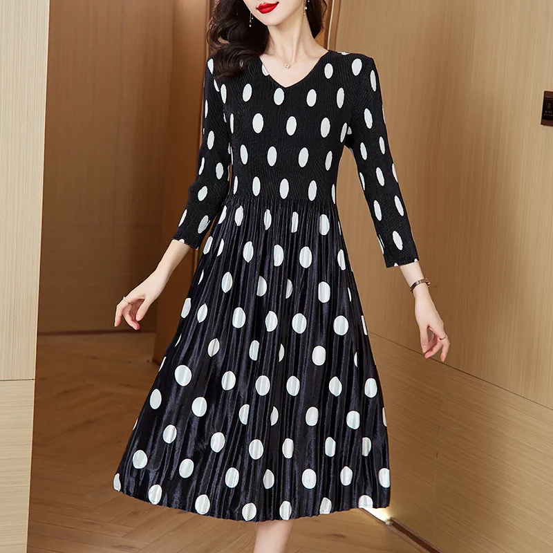 off the shoulder bubble dress Off Shoulder Floral Jacquard Bubble Dress