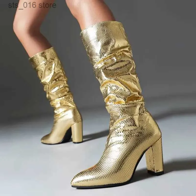 Botas de ouro prata salto alto botas longas mulheres sexy dedo apontado joelho botas altas mulher plus size 42 deslizamento-on plissado botas de couro pu t230927