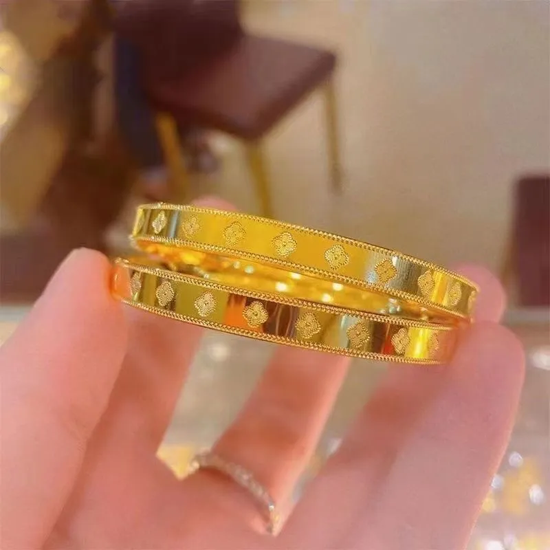 Luck Clover Circular Идеальная замена Золотого браслета Браслет Дизайнерские браслеты для женщин Мужские браслеты из сплава Pulsera Pulsera Покрытые ювелирные изделия Желтый Золотой