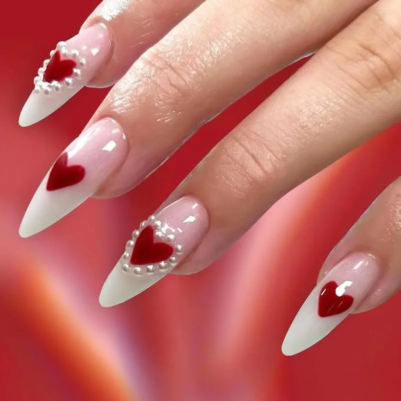 Unghie finte 24 pezzi sfumatura coreana rosa finta con cuore rosso amore perla design patch per unghie artificiali per Lady Girl indossabile
