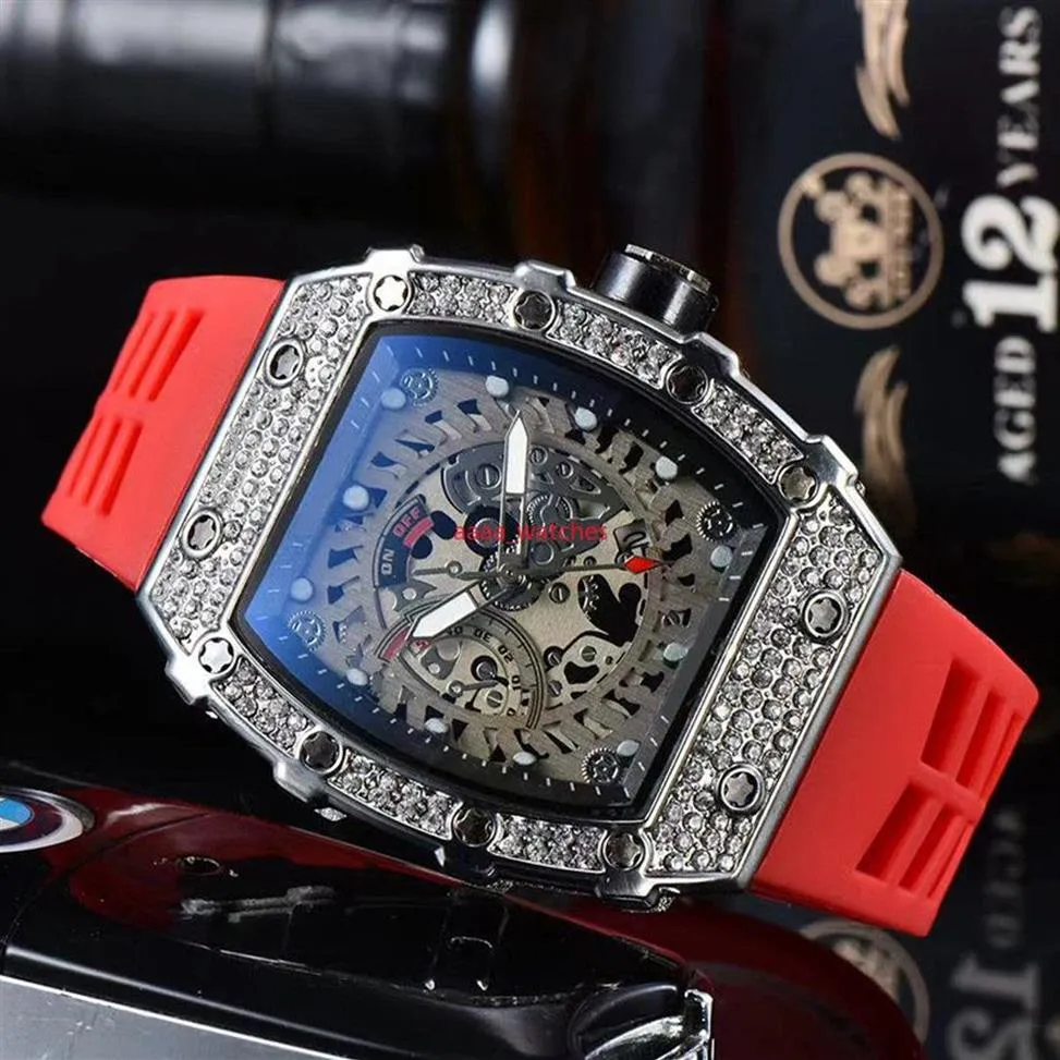 New Fire Flower Quartz Watch Men Stainless Design Male Wrist Watch Man Sports Classic Yellow Rubber Upwrist Diamond Wristwatch kis297V