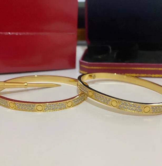 Bracelet Gold Torque Bangle Bangle Double Row Diamond Diamond Bijoux Incrust Processus Bracelets High Fade Resistant Bracelets for Women Luxuriou