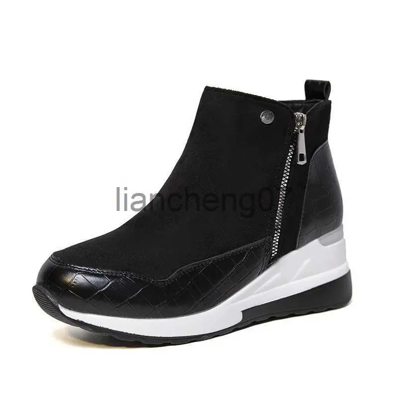ブーツアンクルブーツ女性靴ヨーロッパ2022新しいプラスサイズ43秋のファッションモーターサイクルブーツウェッジハイトップスニーカー女性靴x0928